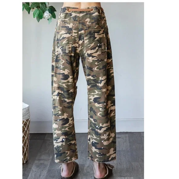 Camouflage Women's Jeans - Picture 8 of 8
